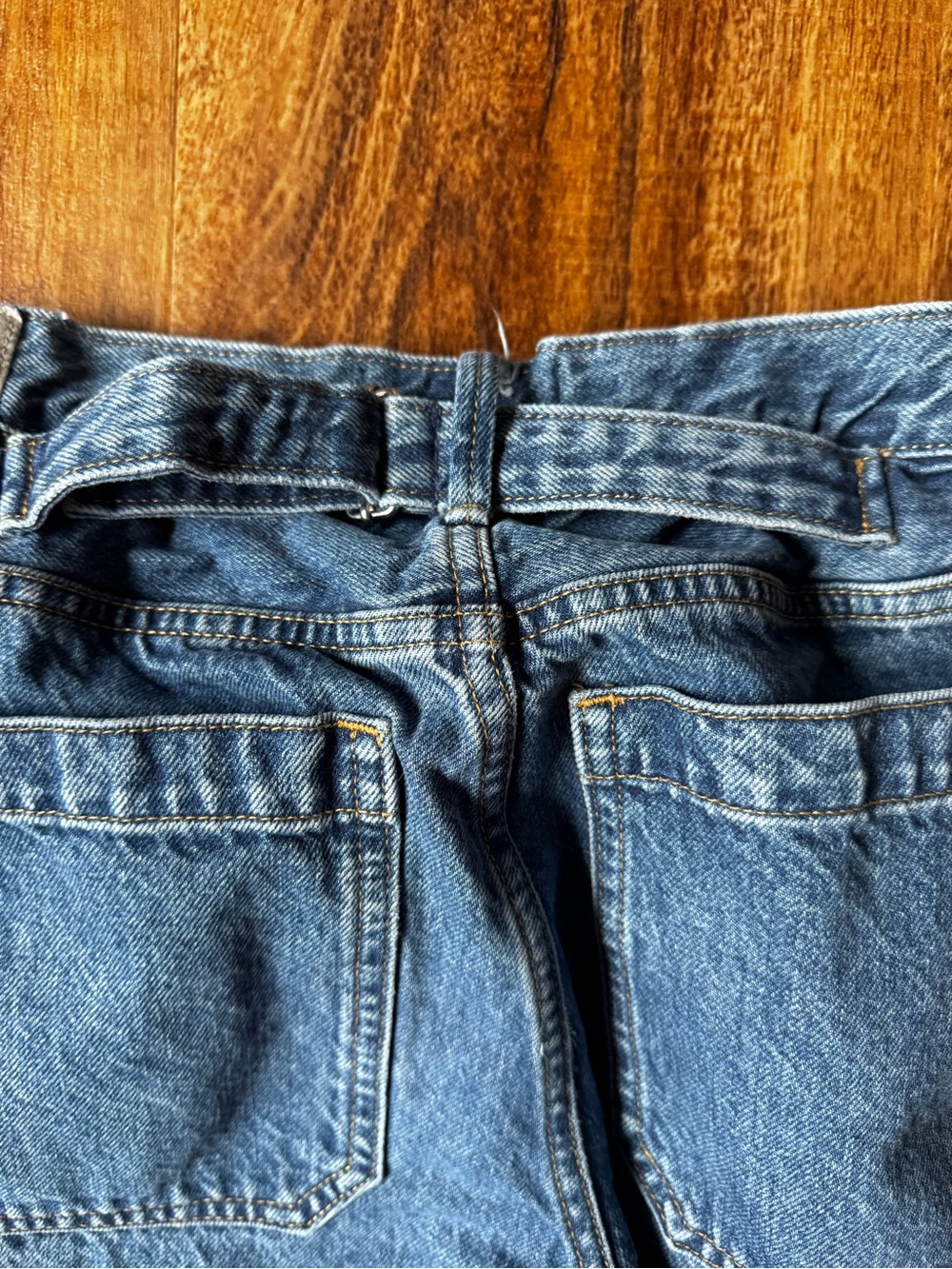 Everlane- The Cinched Utility Jean 27 Regular - Picture 6 of 12